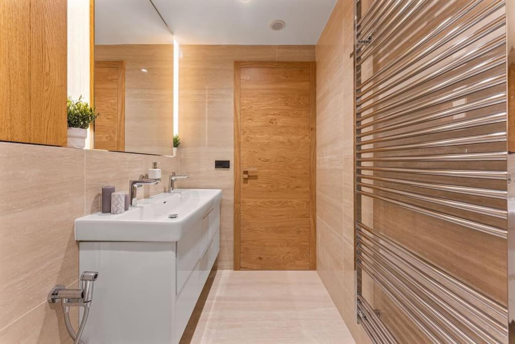 Residence Koubek - Utulny Apartman S Vyhledem A Parkovanim Špindlerŭv Mlýn Kültér fotó